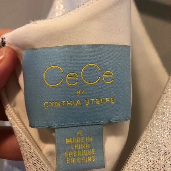 🏠 Moving Sale 📦 EUC Metallic Dress - Picture 6 of 6